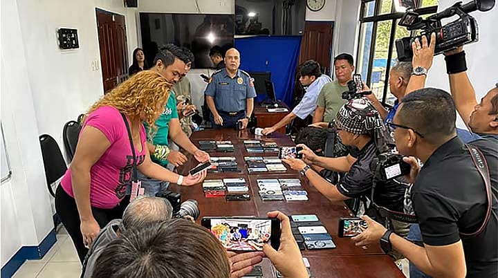Cebu Police Recover 154 Stolen iPhones After Sinulog Festival