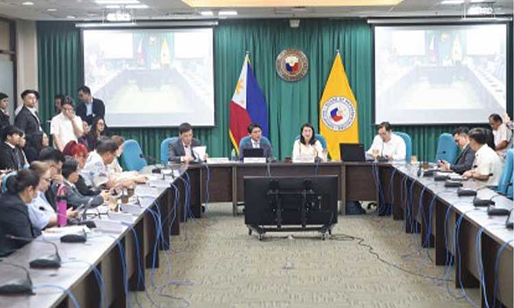 House Panel Advances Magna Carta for Barangays, Speaker Dy Champions Frontline Officials