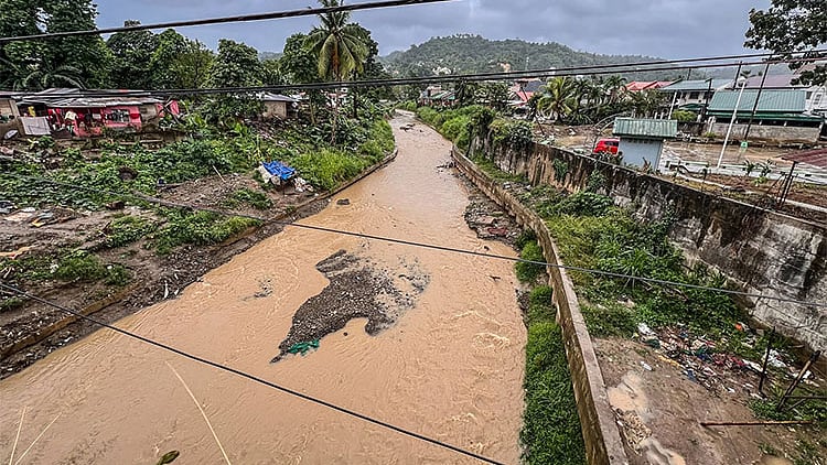 Cebu City reports no major damage so far amid Basyang
