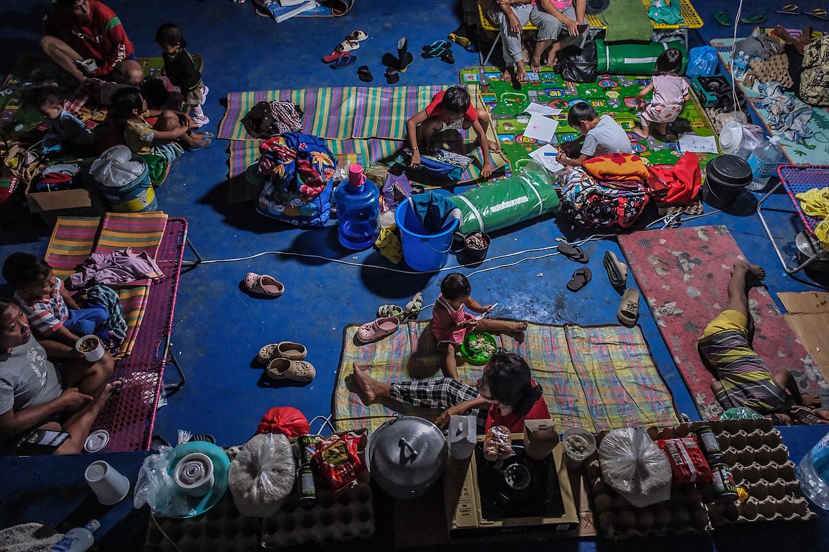 Cebu Evacuates 1,500+ as Basyang Hits, Governor Baricuatro Leads Response