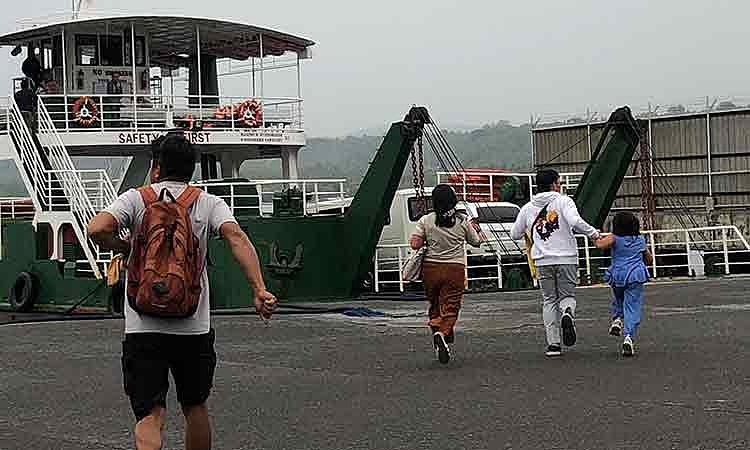 Davao Sea Travel Resumes After Basyang Suspension, Commuters Rush for Final Trips