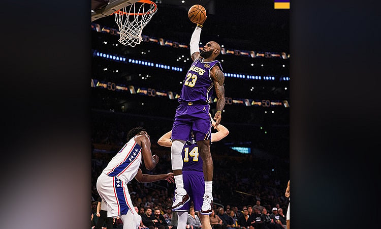 LeBron James Powers Lakers to Victory Over 76ers Despite Doncic Injury