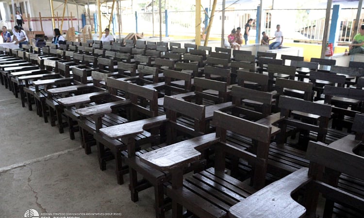 Seized lumber turned into armchairs for Davao schools