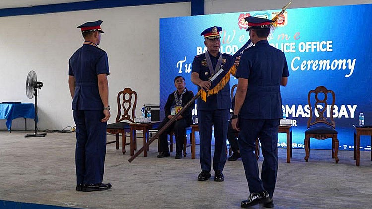 Gasataya orders new BCPO chief to intensify illegal drugs campaign