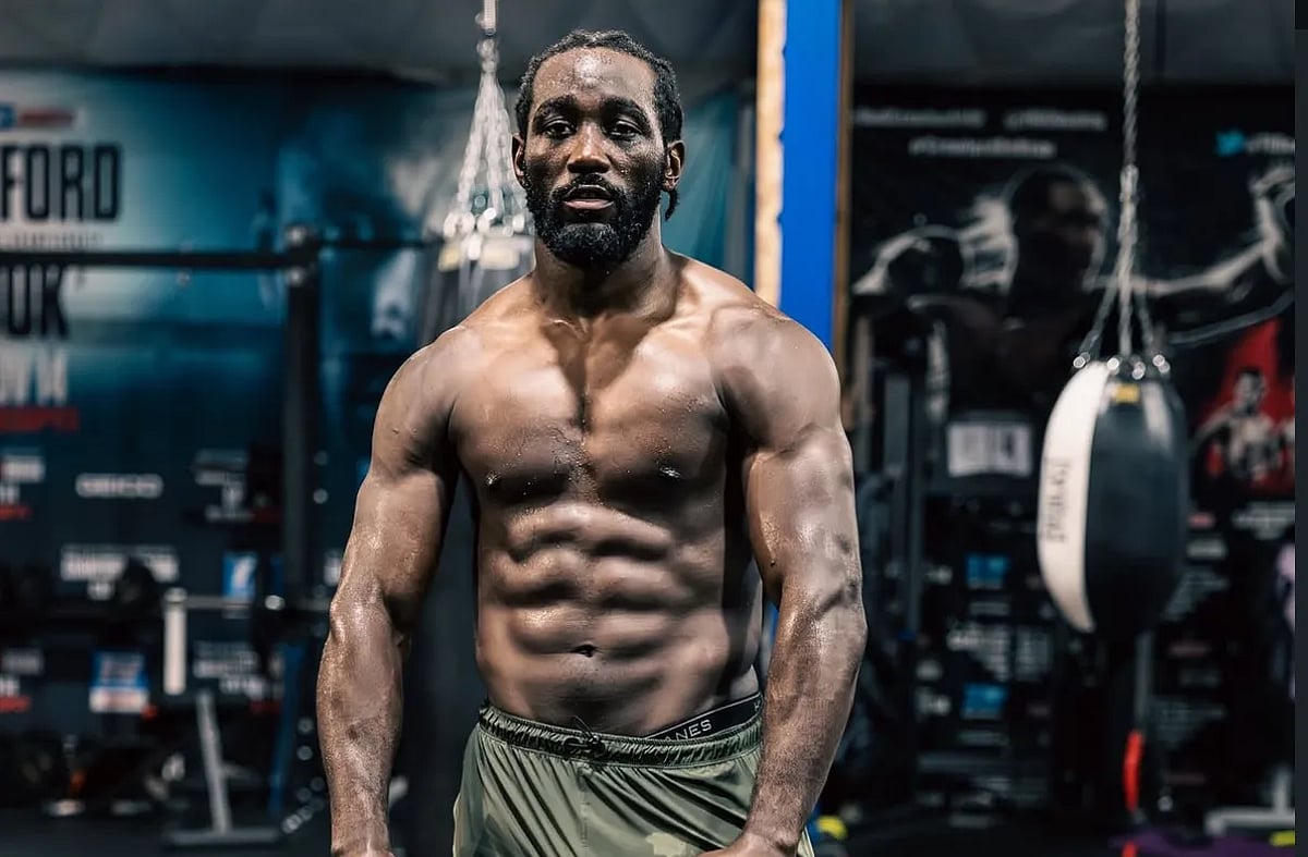 Terence Crawford Honored as BWAA 2025 Fighter of the Year After Historic Victory