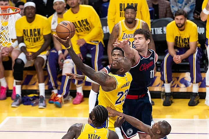 NBA Roundup: Nuggets Set Scoring Record, Lakers Edge Clippers in Crosstown Clash
