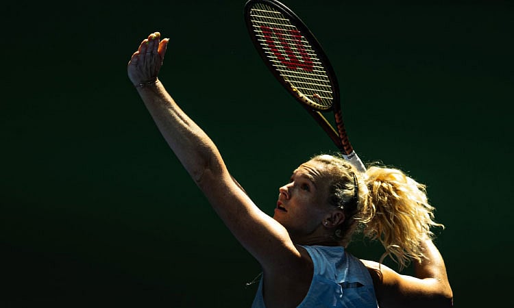 Siniakova Upsets Defending Champion Andreeva in Dramatic Indian Wells Clash