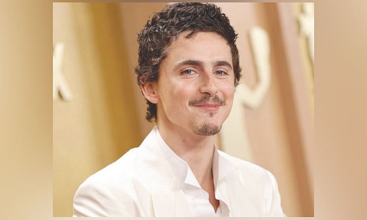 Timothée Chalamet Faces Backlash Over Ballet and Opera Comments Ahead of Oscars