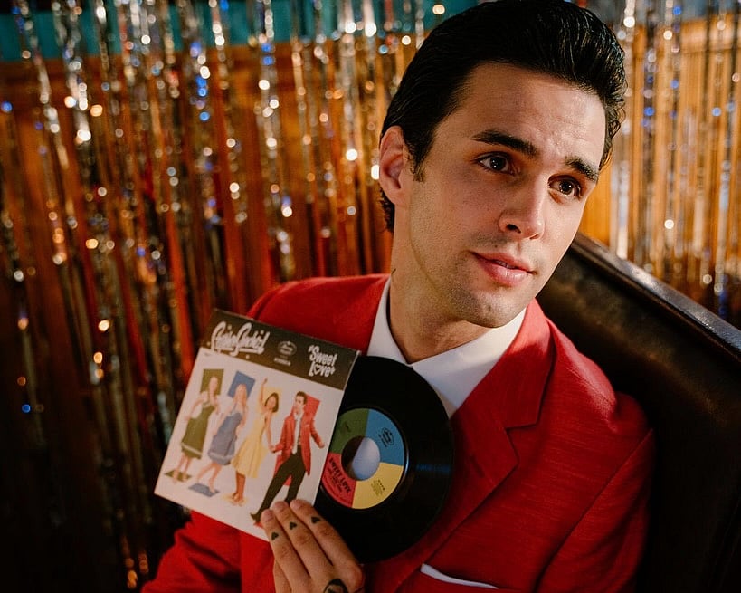 Stephen Sanchez Announces New Album 'Love, Love, Love' for May 2026 Release