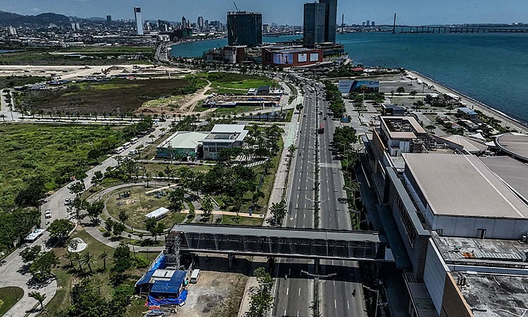 Cebu City to Build Second Pedestrian Overpass at South Road Properties for Safety