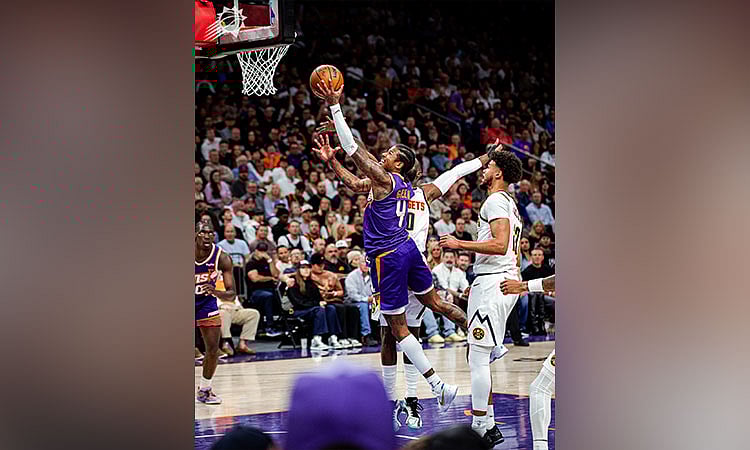 Gipasawop ang Suns sa Nuggets