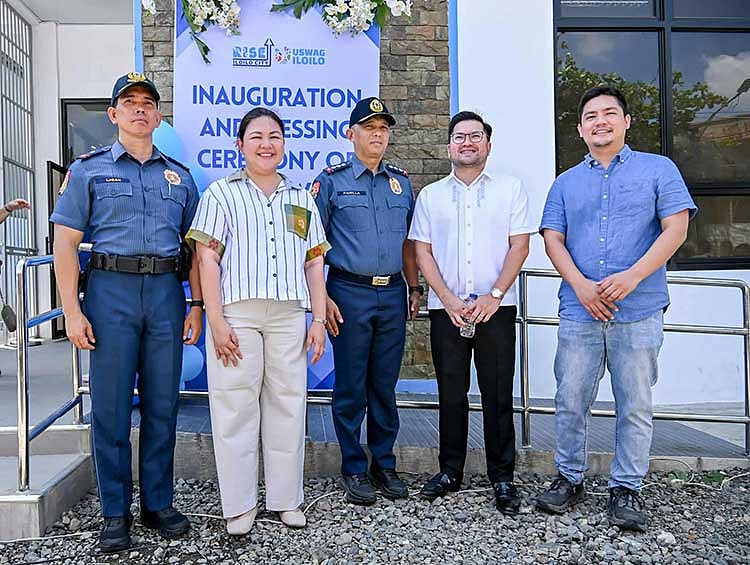 Icpo inaugurates new police stations in Jaro and Molo