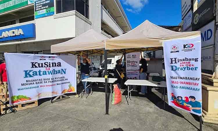 Davao Community Pantry Distributes Rice Packs to Drivers Amid Fuel Price Hikes