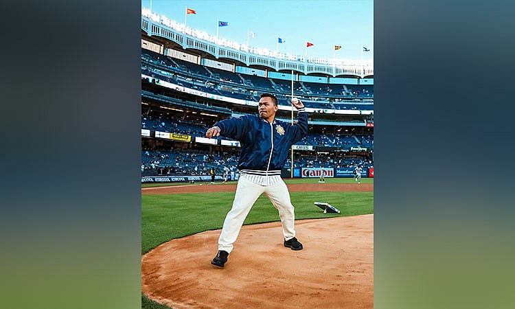 Manny Pacquiao Throws First Pitch at Yankee Stadium, Reveals Baseball as His First Sport