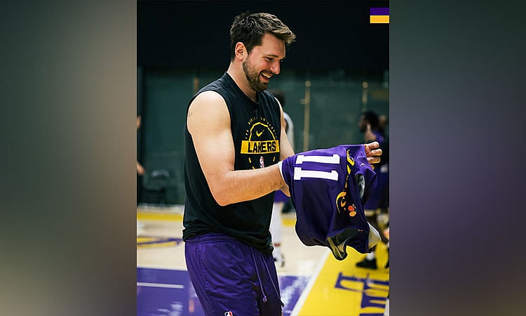 Luka Doncic to Attend Lakers Playoff Opener Despite Injury, Travels from Spain