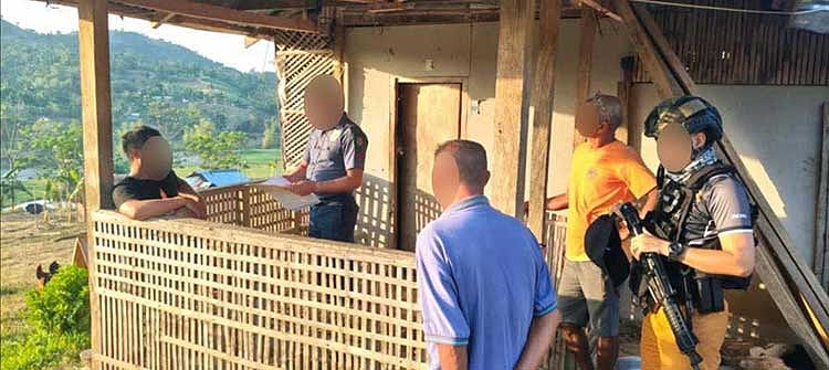 Police Seize Firearms, Arrest Suspect in Negros Oriental Raid