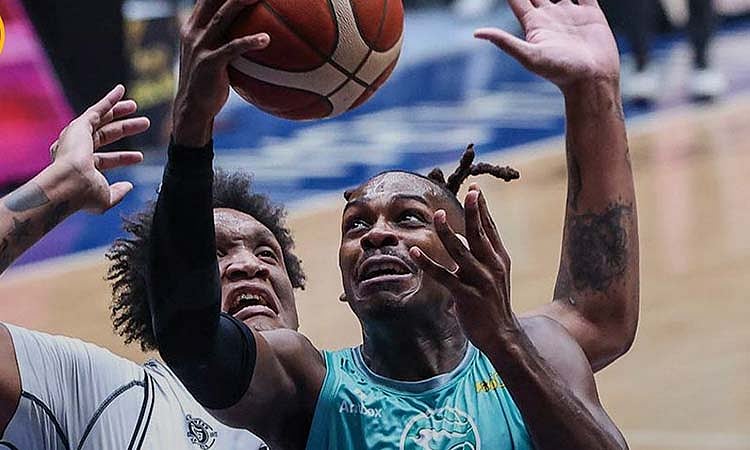 Phoenix rips Blackwater