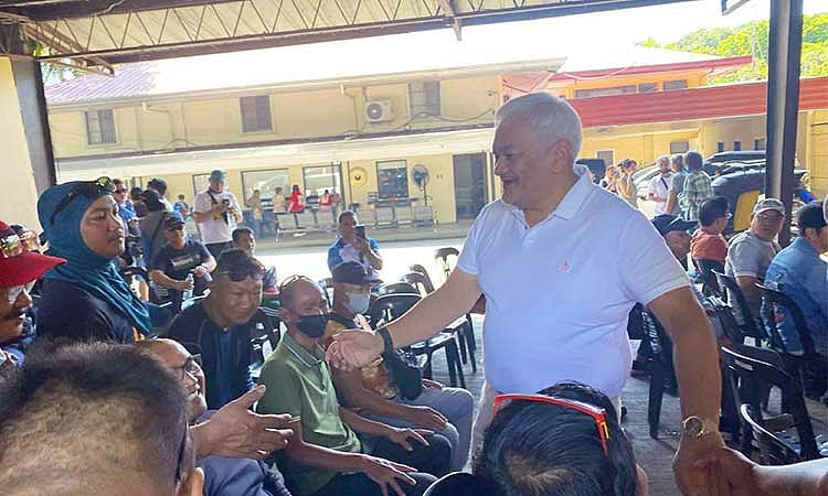 Congressman Lazatin Donates Rice to 19,629 Drivers in Pampanga Amid Fuel Price Surge