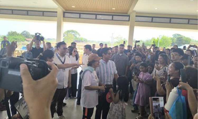 Marcos Inspects Flagship 4PH Housing Project in Nueva Ecija, 22,596 Units Nearing Completion