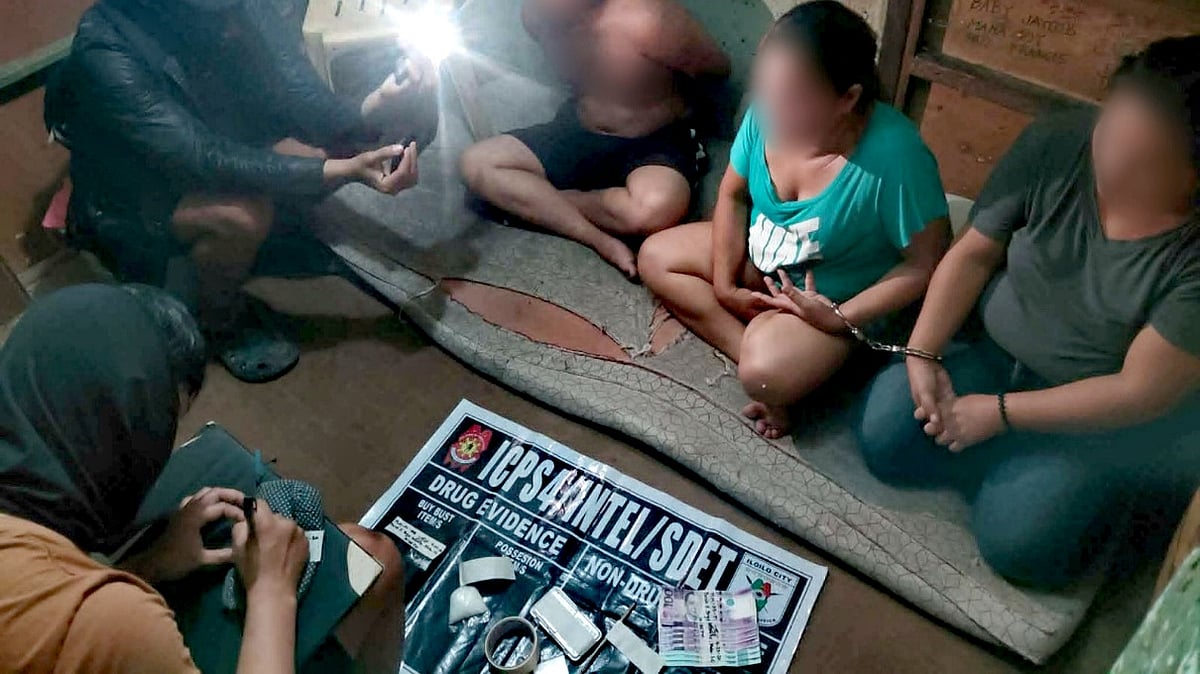 Sisters, nephew arrested in Iloilo City drug bust; P374,000 shabu seized