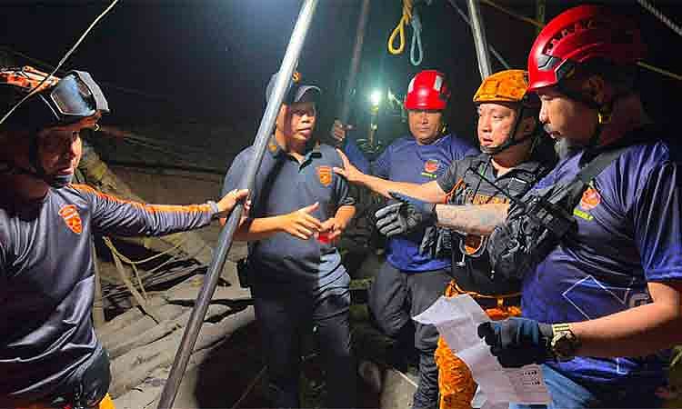 Retrieval for 3 missing men in tunnel halted