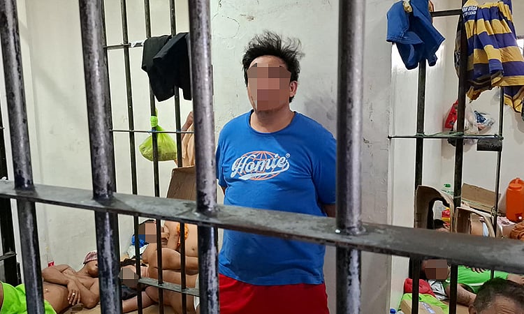 Cook nanagpa sa kapuyo nga
nakigdug og panday, gidakop