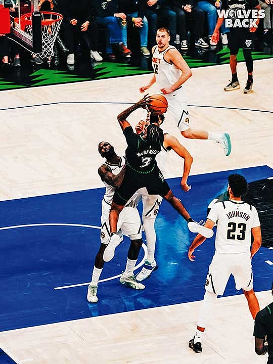 Wolves, Knicks sud sa 2nd rd.