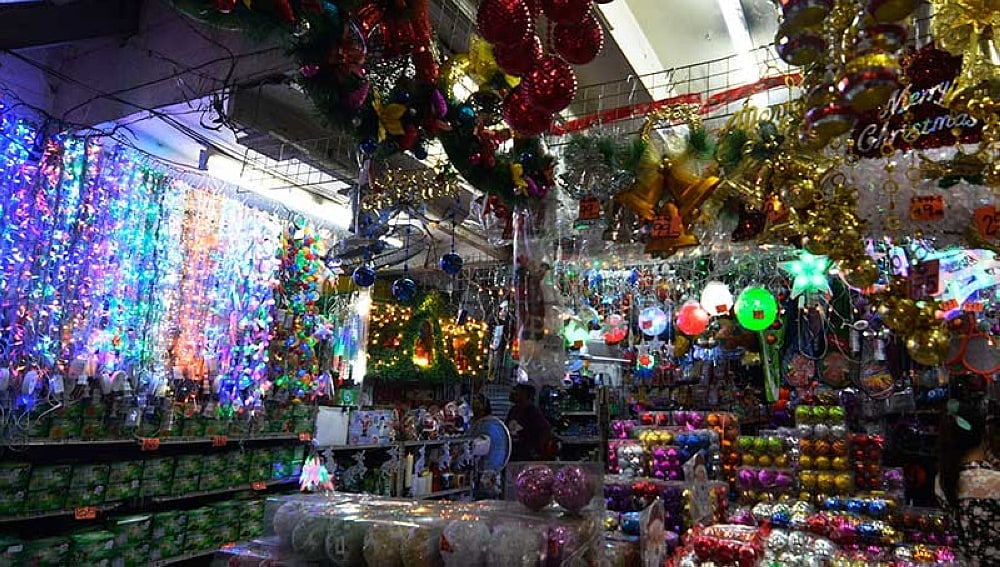 DTI Buy safe Christmas lights