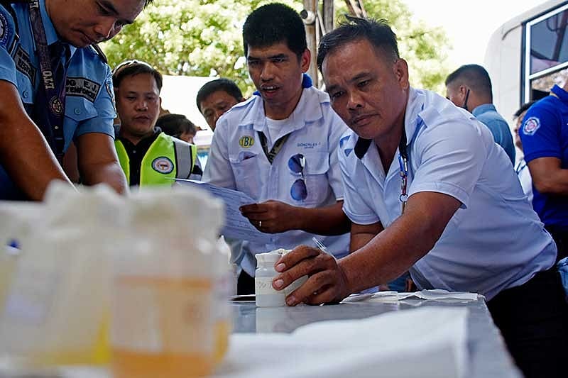 Davao drivers test negative for drugs