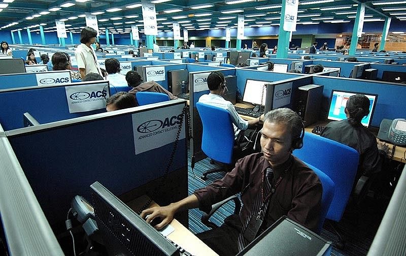 Philippine Labor Force Shrinks Slightly in September 2025: PSA Report Reveals Key Trends