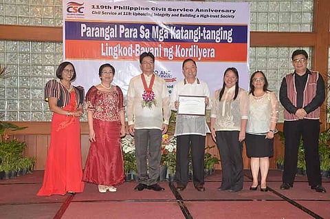 Baguio Water District receives PRIME-HRM award