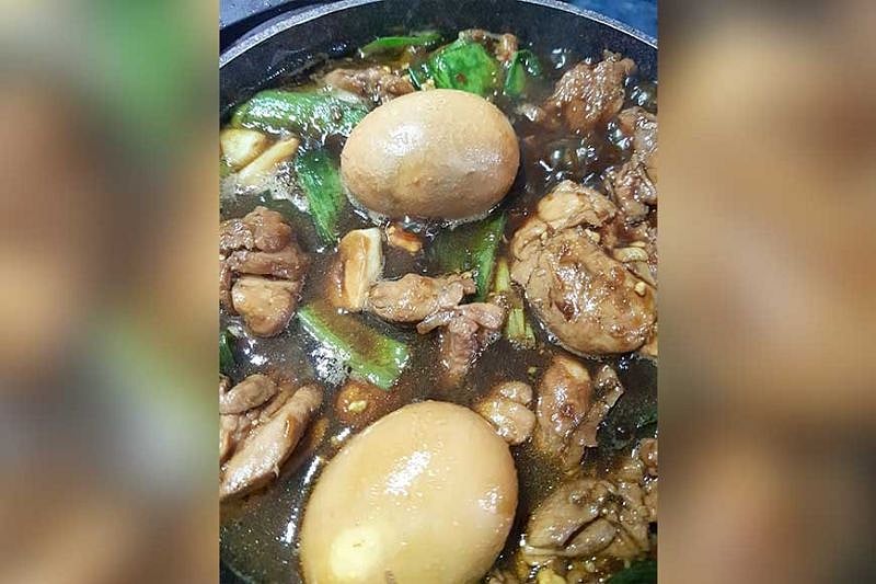 Super Busog: Chicken humba with egg