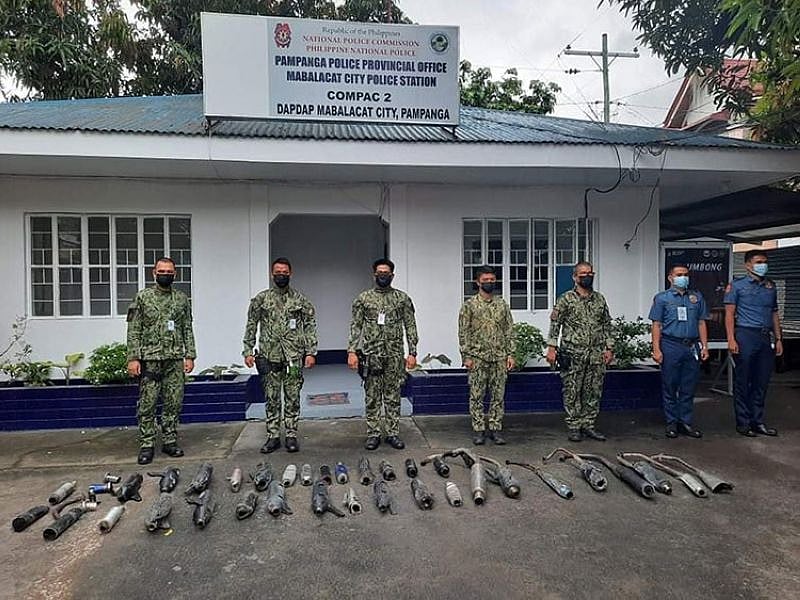 Mabalacat City cops seize illegal motorcycle mufflers