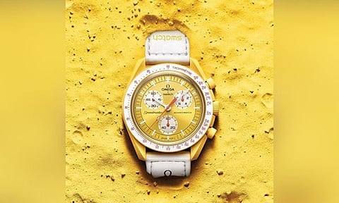 すずOMEGA×Swatch MERCURYオマージュ メタル仕様 OMEGA×Swatch MERCURY