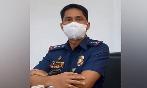 Tualetdagi seksual qiz Ginekologda qiz bilan porno jinsiy aloqa