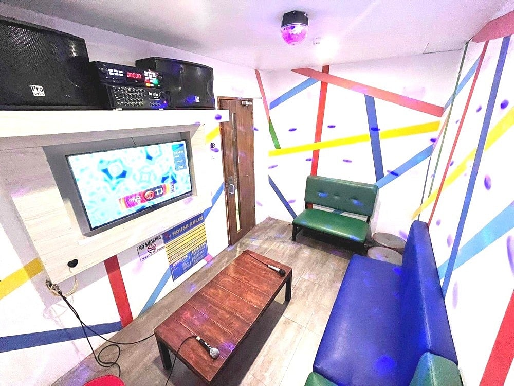 Ciar: Magic Mic Family KTV Davao patok sa mga biritera