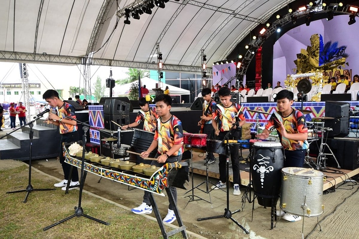 Bulawanong Parada kicks off Bulawan Festival 2023