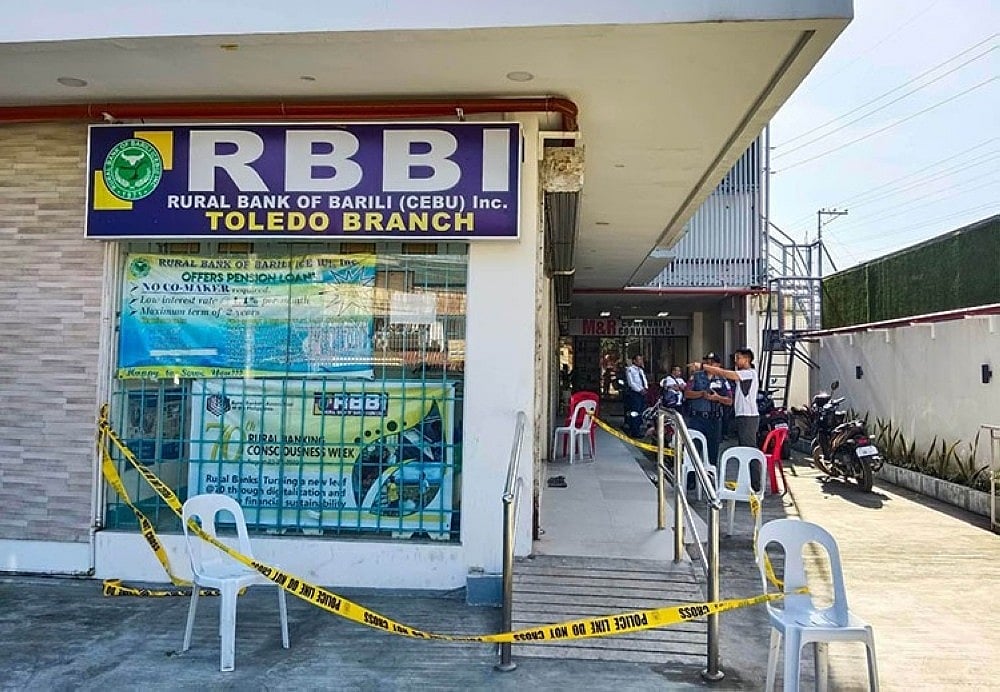 Police have person of interest in Toledo bank robbery