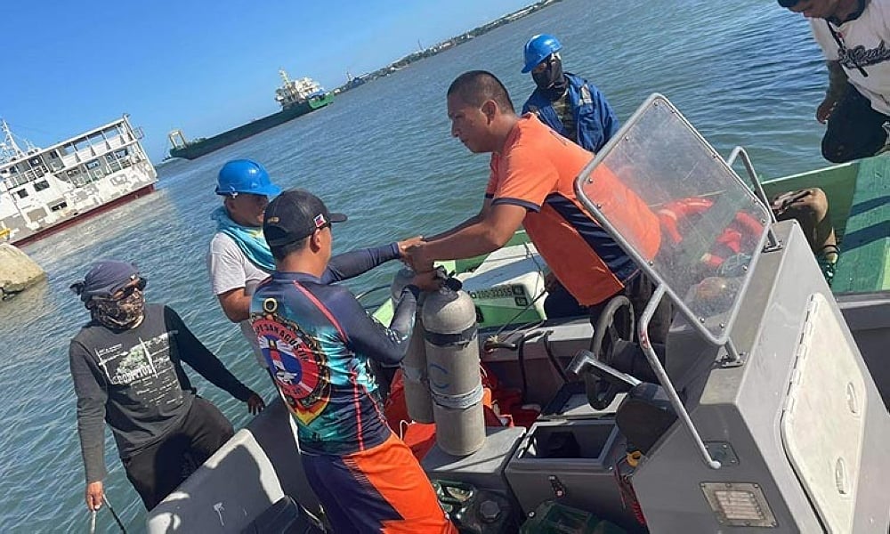 Crew member still missing 1 day after tugboat sinking