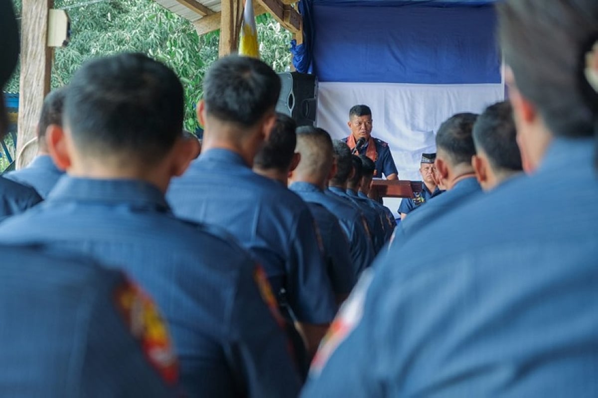 100 cops undergo field training officers' course