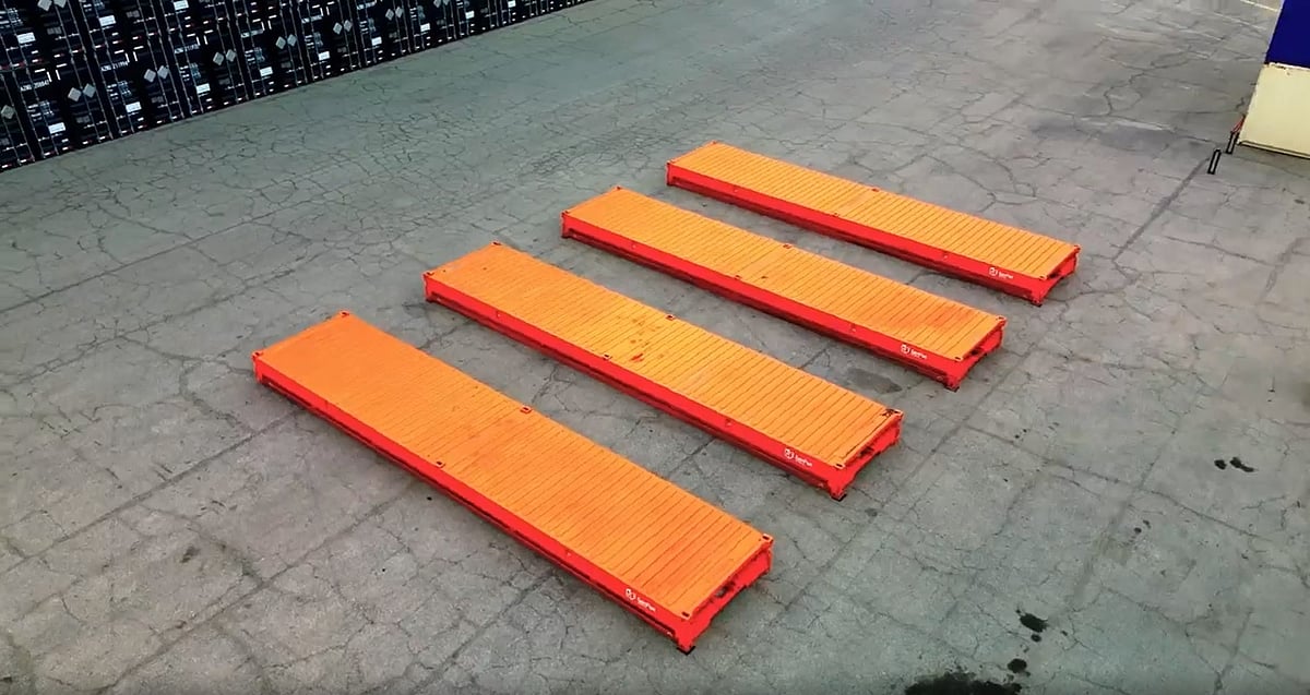 Strong and Collapsible, Eco-Friendly Boxes by GenFlat Containers