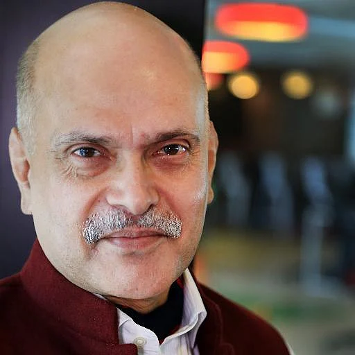 Raghav Bahl (Twitter)