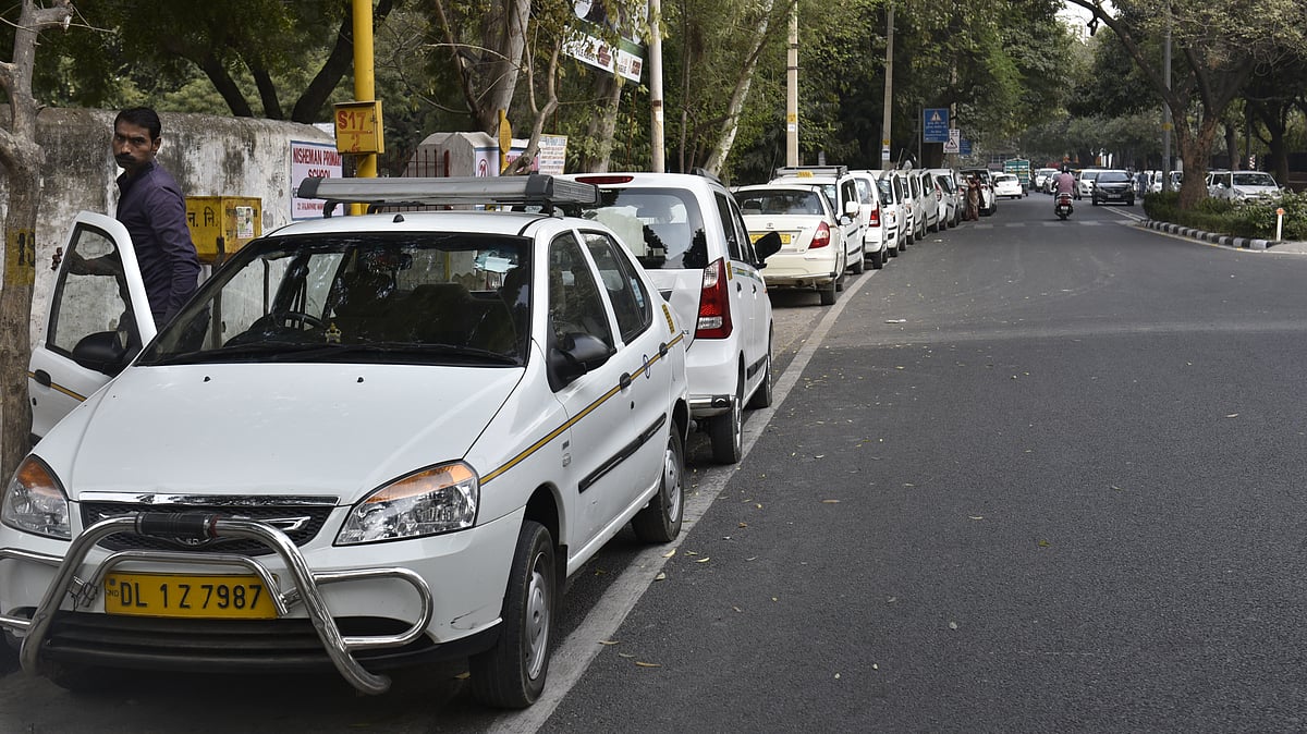 Ola and Uber Cabs in Delhi (Sushil Kumar/Hindustan Times via Getty Images)