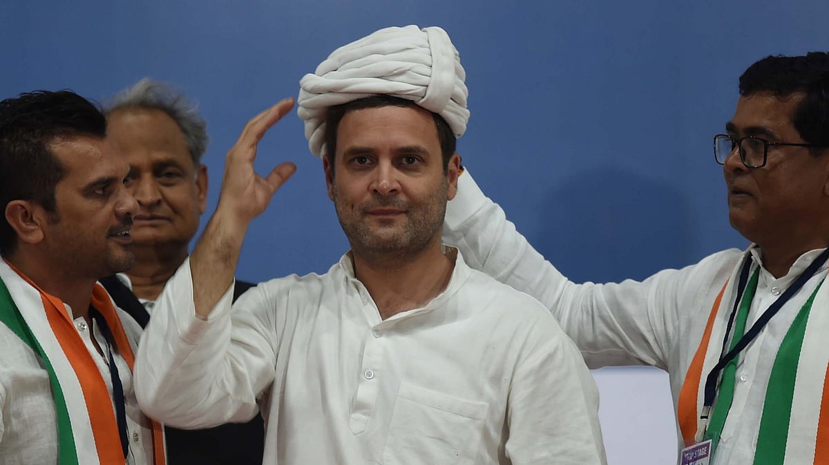 Congress Vice President Rahul Gandhi at a rally in Gujarat, November 2017. (Photo by Vijayanand Gupta/Hindustan Times via Getty Images)