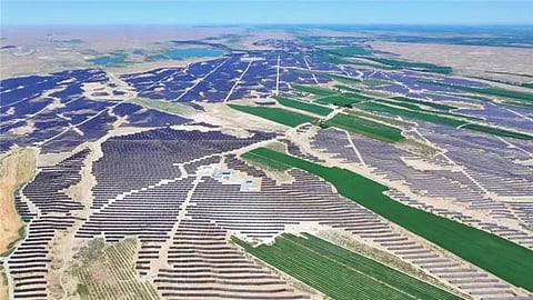 Aerial view of desert-control solar project in Shihezi, Xinjiang 