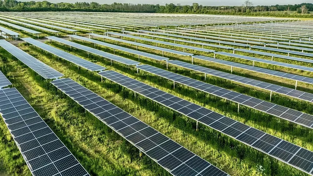 Terrain Following Tracker: FTC Solar’s Showcase At RE+ 2025