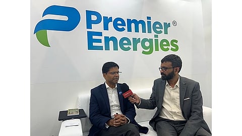 Premier Energies’ Chief Business Officer Vinay Rustagi (left) in conversation with TaiyangNews Head of Technology Shravan Chunduri (right). (Photo Credit: TaiyangNews)