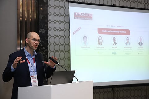 Michael Schmela of TaiyangNews at the Analyst' Session on Market Overview – Supply, Demand and Price Dynamics @STC.I 2026, joined by analysts from Rystad Energy, EUPD, S&P Global and Wood Mackenzie.