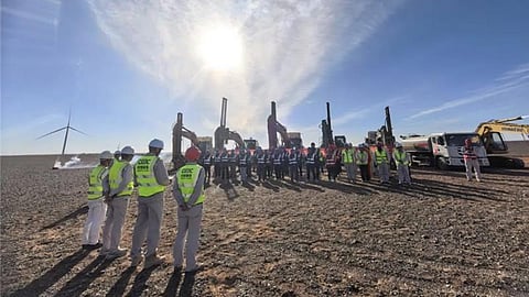 World’s Largest Single-Phase CSP-PV-Storage Hybrid Project