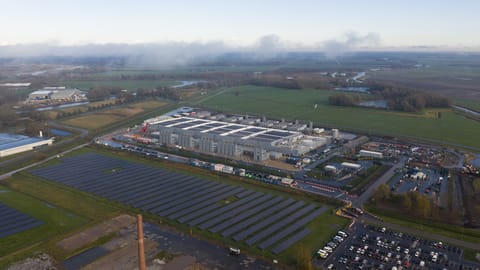 Solar-powered data centers